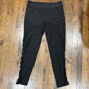 The Edit Black criss cross Up Leggings size XL